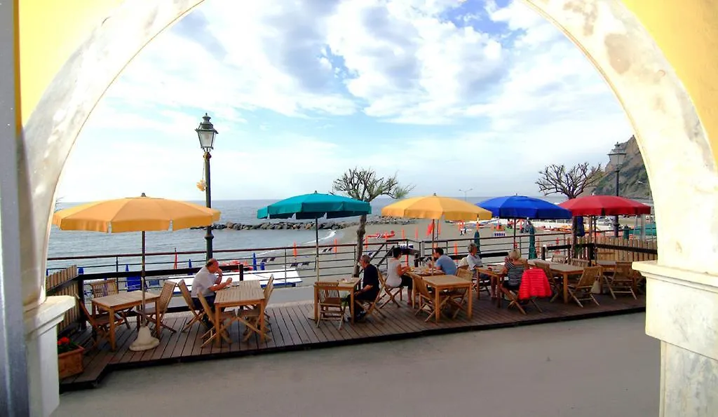 Hotel Baia Monterosso al Mare 3*,  Italien