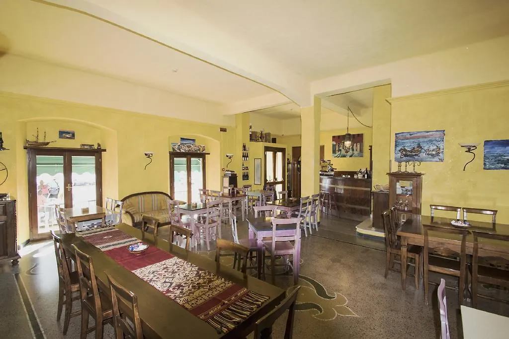 Hotel Baia Monterosso al Mare 3*,